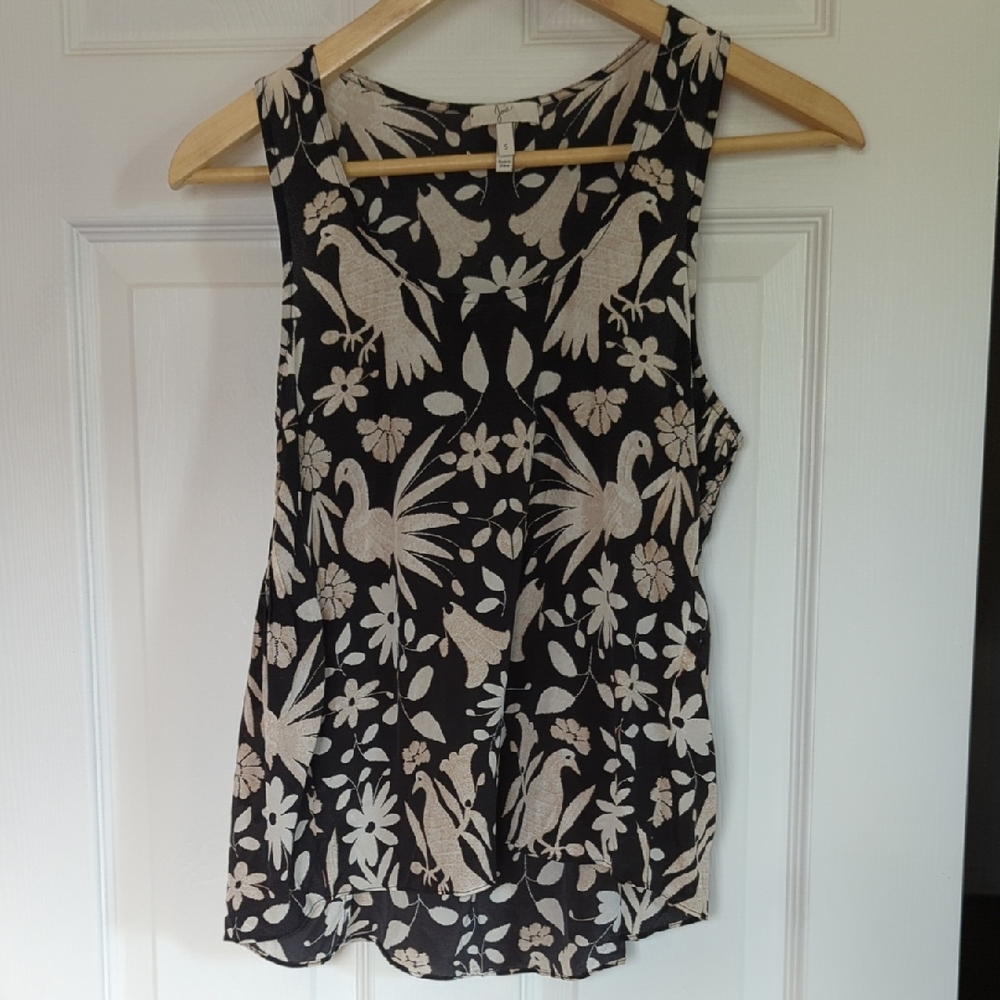 Joie Black & White Racerback 100% Silk Shell Size S EUC